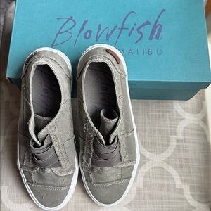 Blowfish Slip-On Sneakers Taupe - Size 8
